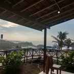 Review photo of OYO Life 91201 Larasati Homestay Pantai Klayar from Gunawan G.