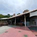 Review photo of Bar and Bed Resort from Pair P.