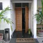 Hình ảnh đánh giá của Homestay Ndalem Mbak Charly từ Rr R. S.