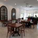 Review photo of Heeren Palm Suites 4 from Eliza S. S.