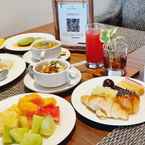 Review photo of Brits Hotel Karawang from Eni N.