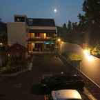 Review photo of Hotel Bukit Uhud Syariah Yogyakarta from Muhammad N. A. K.