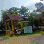 Review photo of Kampung Wisata Cinangneng 2 from Dodo D.