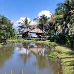 Review photo of Wyndham Tamansari Jivva Resort 5 from Steven P. W. K.