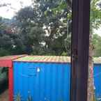 Review photo of Hotel Container Inn Mitra RedDoorz from Jonathan M. M.