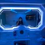 Review photo of Galaxy Pods Capsule Hotel Boat Quay 4 from Puntarika T.