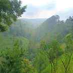 Ulasan foto dari Bukit Cikahuripan Resort dari Hasbullah H.