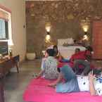 Review photo of Villa Kamar Tamu Selomartani from Hari P.