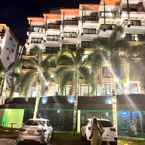 Review photo of The Lunar Patong Hotel Phuket from Pachwiral A.