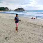 Review photo of OYO Life 91201 Larasati Homestay Pantai Klayar 7 from Sri M.