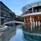 Review photo of Away Bali Legian Camakila Resort from Gradi E. W.