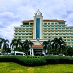 Review photo of Champasak Grand Hotel from Thai T. T.