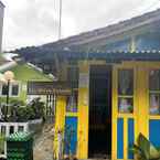 Review photo of Homestay Ndalem Soewondo 2 from Shania A. F.