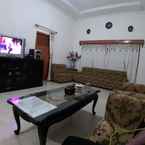 Review photo of Rumah One Homestay Syariah 5 from Rebby A. S.