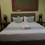 Review photo of Kemboja Bed & Breakfast Cafe 2 from Eninda A. P.