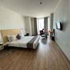 Review photo of OYO Townhouse 2 Hotel Gunung Sahari 2 from Rinindi P.