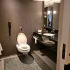 사진 리뷰{hotelName} {색인} from {사용자 이름}