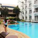 Review photo of Naklua Beach Resort from Anongluk A.