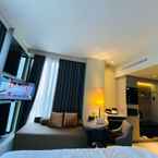 Review photo of Whiz Luxe Hotel Spazio Surabaya from Indrati I.