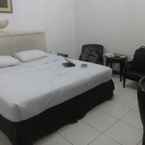 Review photo of Sans Hotel Cihampelas Bandung from Dewanto R. A.