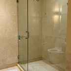 Review photo of Hotel Oval 4 from Rosanna I.