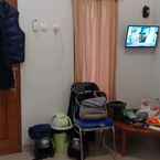 Review photo of OYO Living 2217 Permana Guesthouse Syariah 3 from Hendra P.