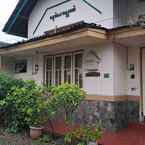 Review photo of Omah Kranji Guest House from Upi P. S.