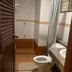 Review photo of Yellow Tique Hotel 3 from Kuson N.