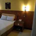 Review photo of OYO 821 Hotel Dinasti 3 from Yenny H.