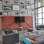 Review photo of The Social House Co Living & Hostel from Yasintha A. I. T.
