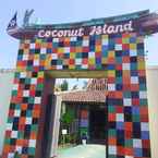 รูปภาพรีวิวของ Coconut Island Carita Beach Resort & Waterpark 4 จาก Suhartini S.