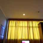 Review photo of Super OYO 742 Mona Plaza Hotel from Indah N.