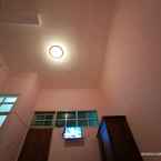 Review photo of OYO 2061 Rizki Dhira Guest House Syariah from Wahyuni S.