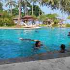 Review photo of Holiday Resort Lombok from Ratna S. D.