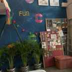 Review photo of Fun Cafe & Hostel Bangkok 2 from Sarawut S.