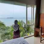 Review photo of Royal Ocean View Beach Resort Karimunjawa from Citra P.