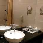 Review photo of Hotel Royal @ Queens 2 from Nur R. B. S.