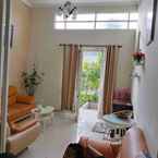 Review photo of Full House 2 BR at Emerald Villa G9 Batu Malang 6 from Faradila K. S.