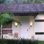 Review photo of RedDoorz Resort Syariah near D'Castello Ciater Subang from Rasep R.