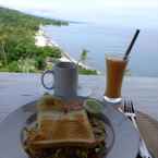 Review photo of Waenis Sunset View Bungalows, Bar and Restaurant 2 from Gayuh J. G. A.