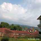 รูปภาพรีวิวของ Puncak Village Hotel & Kampung Main Puncak จาก Elizabeth V. C.