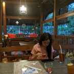 Review photo of Kemboja Bed & Breakfast Cafe from Devi K.