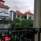 Review photo of Budget Door Legian Inn 2 from Dyara A.