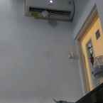 Review photo of OYO 90237 Ar 20 Guest House Syariah 5 from Dewi W.