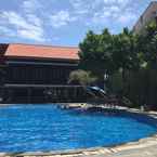 Review photo of Surya Kencana Seaside Hotel from Susi S.