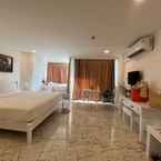 Review photo of B2 Phuket Premier Hotel 3 from Sirisopawan S.