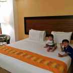 Review photo of Hotel Tropika 5 from Elaine R. A.