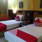 Review photo of OYO 821 Hotel Dinasti 2 from Moh A.