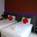 Review photo of Thames Tara Pool Villa Rawai (SHA Extra Plus)+ 4 from Thananyaphon W.