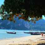 Review photo of Phi Phi Andaman Beach Resort 2 from Phumniwat T.